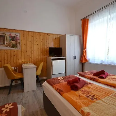 Guest House Silatti - Apartments 2* Keszthely