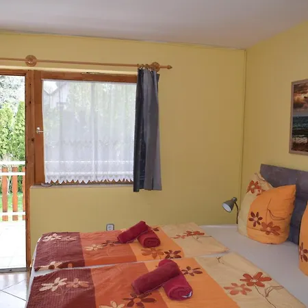 Guest House Silatti - Apartments Bed & Breakfast Keszthely