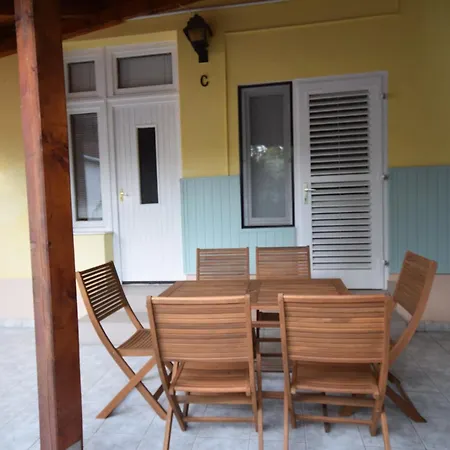 Silatti - לינה וארוחת בוקר