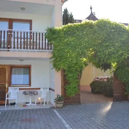 Bed & Breakfast Guest House Silatti - Apartments