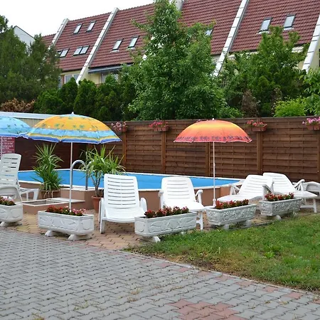 Bed & Breakfast Guest House Silatti - Apartments Keszthely